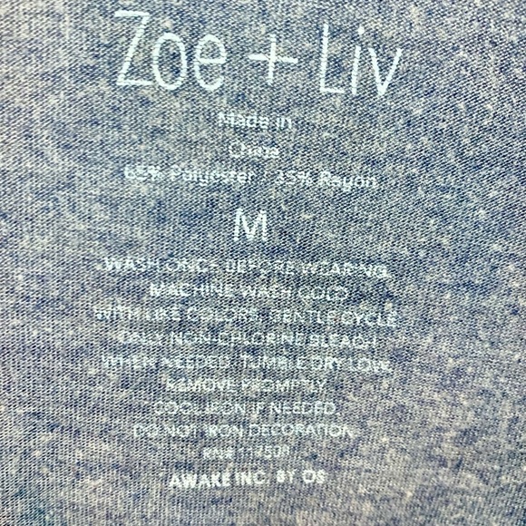 Zoe + Liv Boho Elephant T-Shirt Medium Blue White Elephant Tribal Rayon 🐘 - Picture 4 of 12